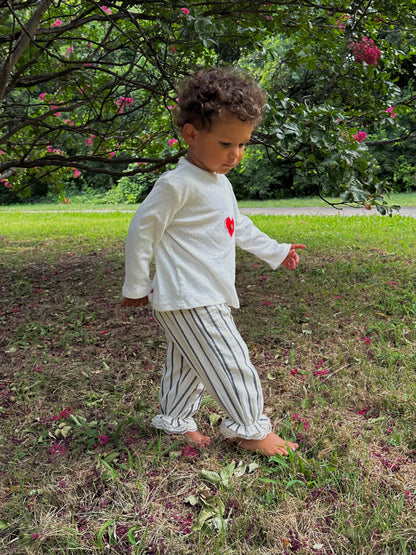 🌳 Raíz — Two-Piece Set (Lightweight Long-Sleeve Top + Pants)
